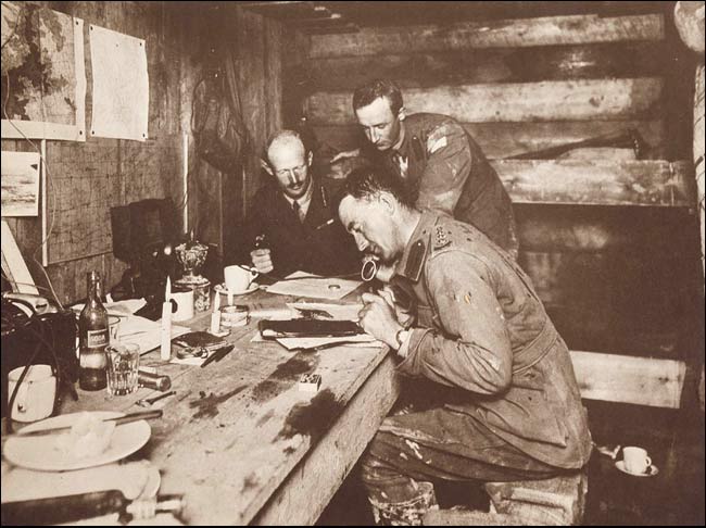 Frank Hurley: Conducting Operations