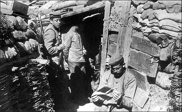 German stronghold at Hill 60, Flanders 1915