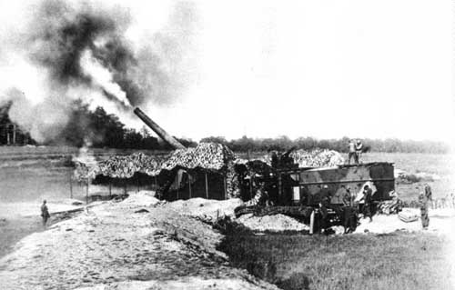 Heavy Artillery and American Troops