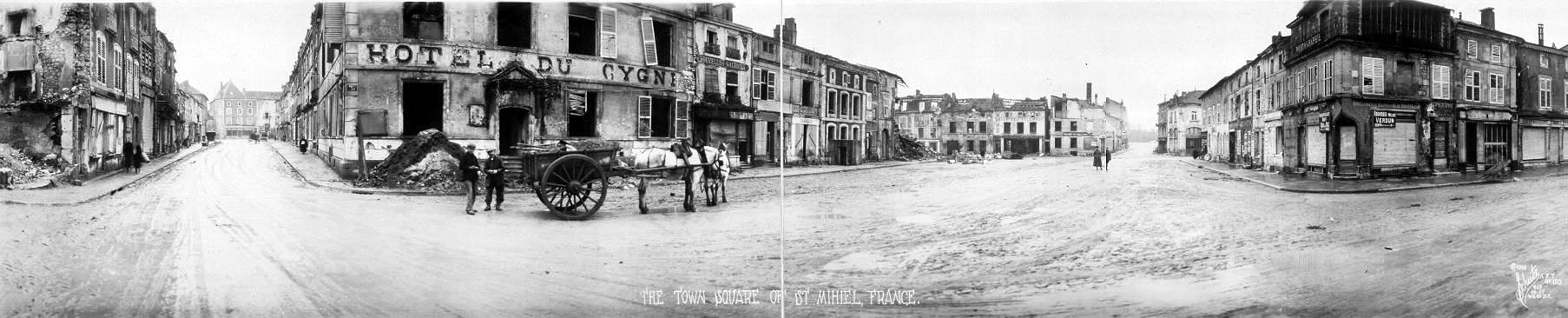 Panorama Pictures. The village of St. Mihiel, 1918