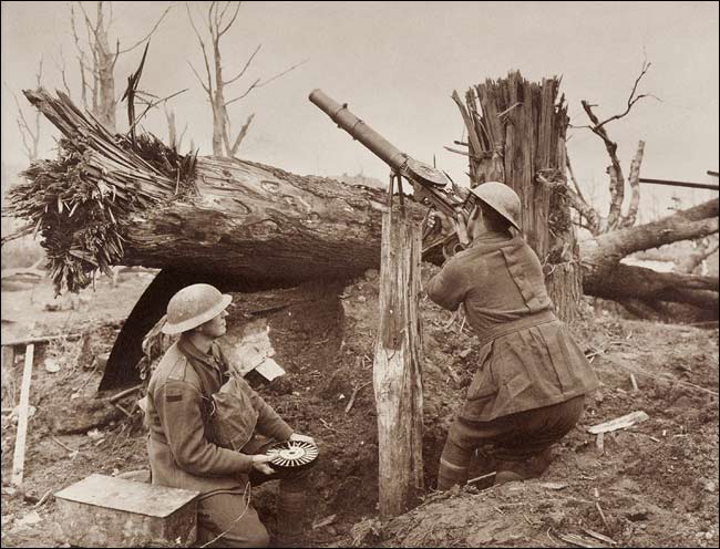 Frank Hurley: Sniping on the Front